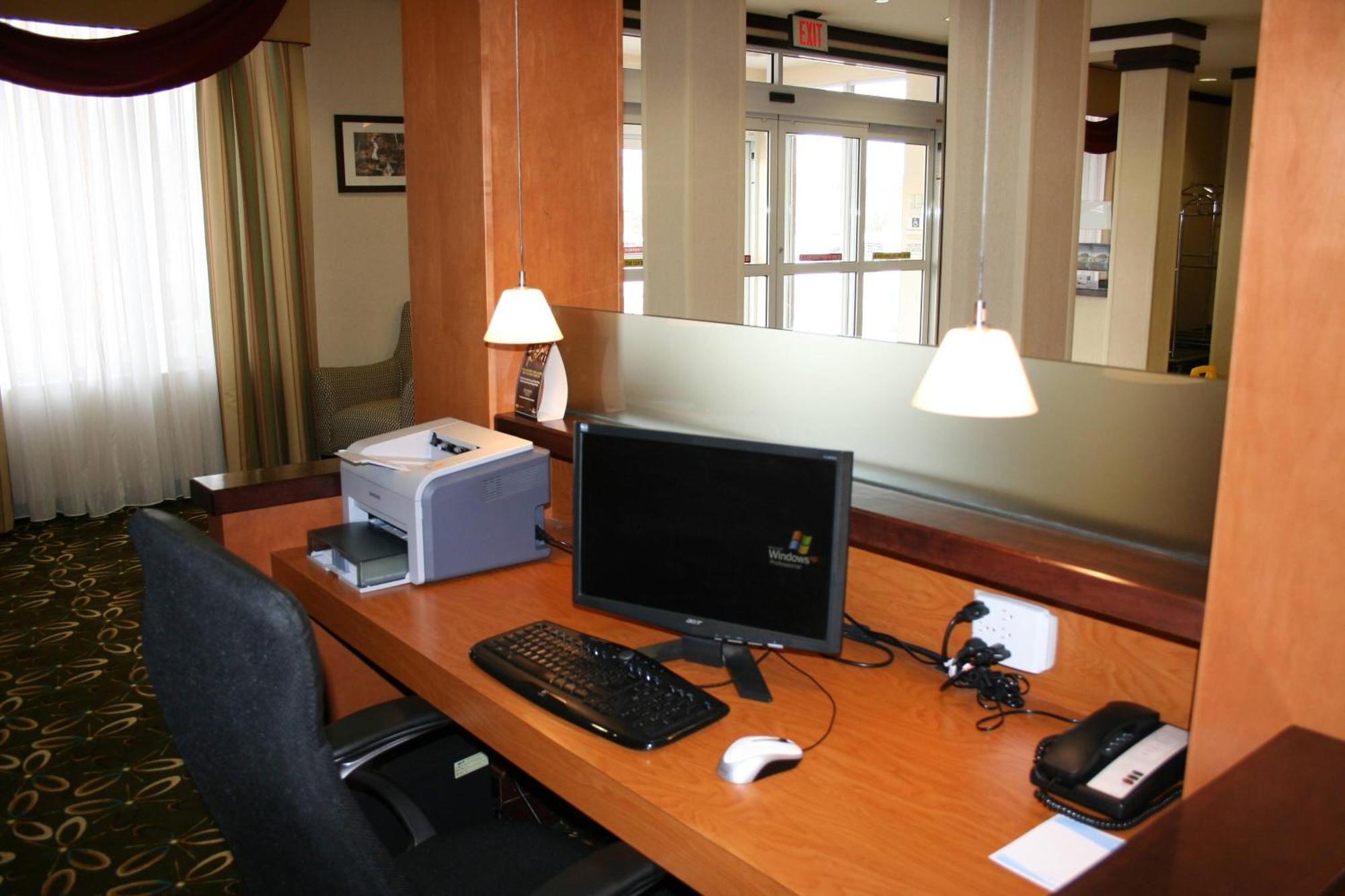 Marriott Fairfield Sudbury Hotel Ngoại thất bức ảnh